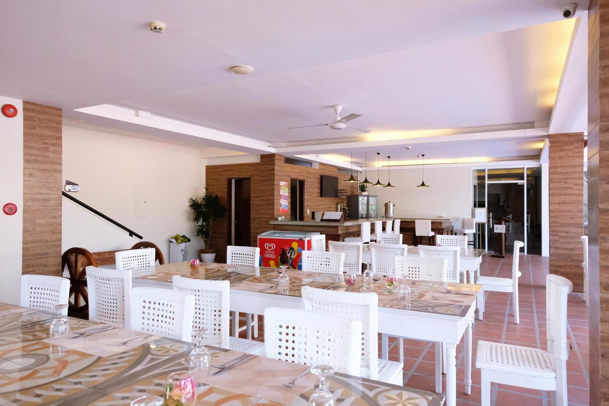 Sierra Hotel Dumaguete City Exterior foto